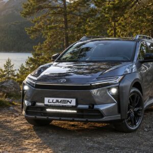 Lumen grillkit Toyota BZ4X Touring 26+ – produktbilde