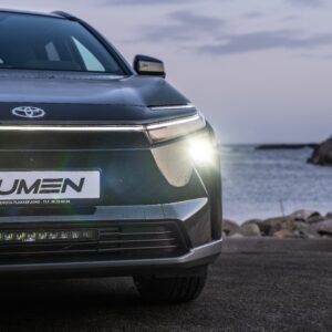 Lumen grillkit Toyota Bz4X 2026+ facelift – produktbilde