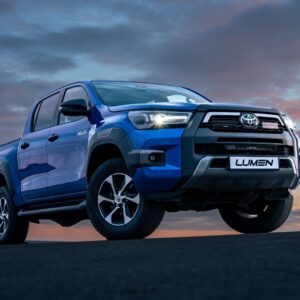 Lumen grillkit Toyota Hilux SR+ Invincible X CS20