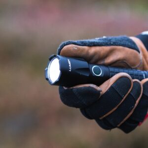 Lumen Discovery L100 allsidig LED lommelykt – produktbilde