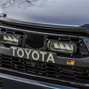 Lazer komplett grillkit Toyota Hilux GR Sport 2023+ – produktbilde