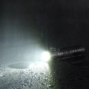Nitecore E4K LED lommelykt – produktbilde