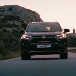 Lumen grillkit Toyota Rav4 Plugin-Hybrid – produktbilde