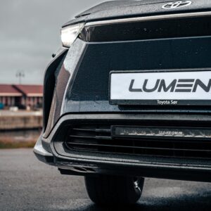 Lumen grillkit Toyota bZ4X 2024+ – produktbilde