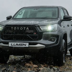 Lumen grillkit Toyota Hilux GR2 Sport 2025+ – produktbilde